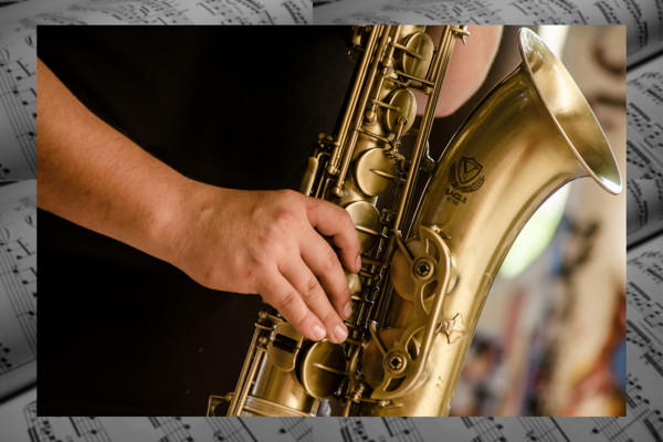 contoh alat musik trompet dalam musik jazz